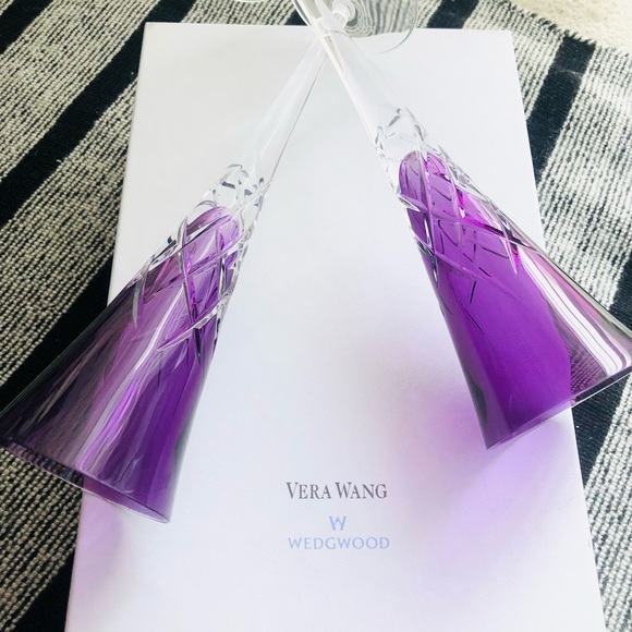 Vera Wang DUCHE88E ENCORE Lavender CHAMPAGNE Flute Pair *BRAND NEW* - Picture 16 of 16